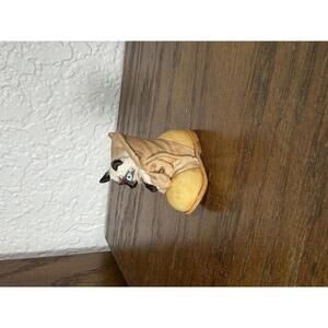 Vintage Miniature Siamese Cat Kitten in Boot Shoe Figurine, 1.75"